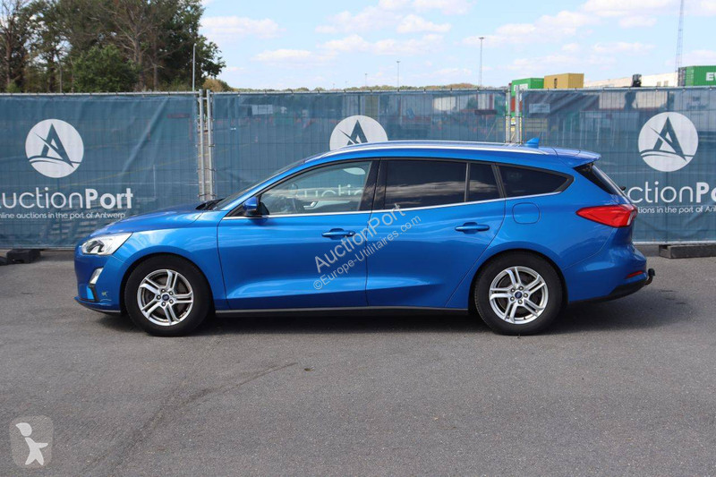 Véhicule utilitaire Ford