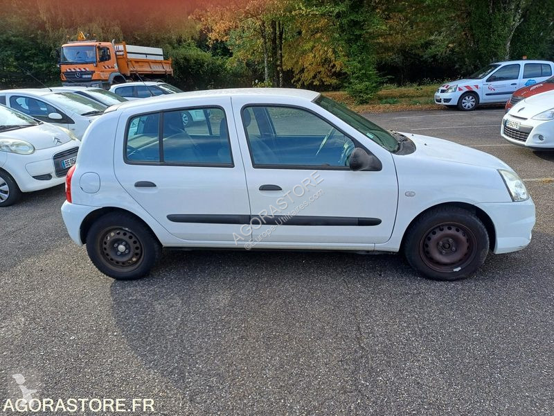Véhicule utilitaire Renault CLIO