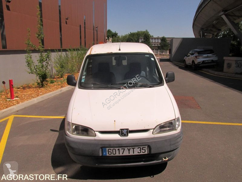 Véhicule utilitaire Peugeot PARTNER