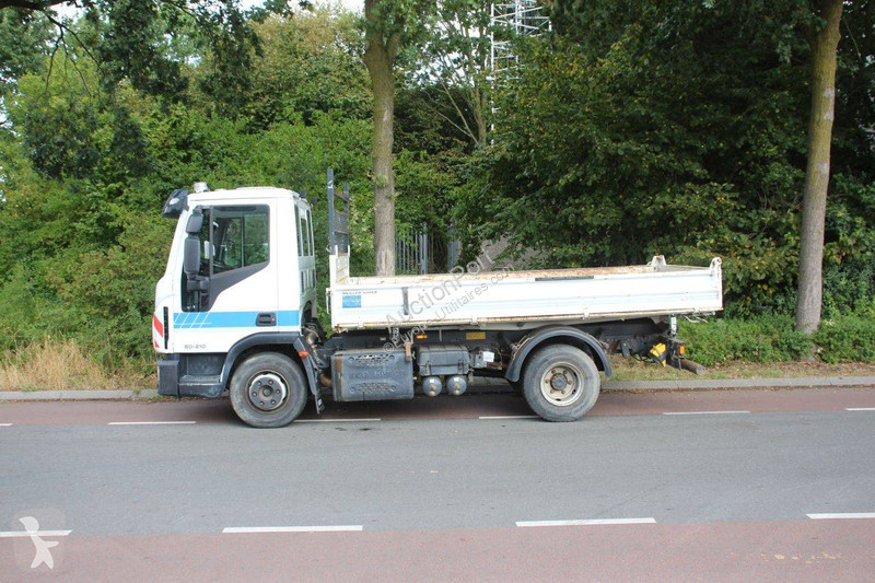 Véhicule utilitaire Iveco 80-210