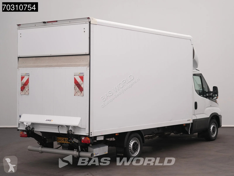 Furgoneta Iveco 35S16 Ladebordwand Automatik...