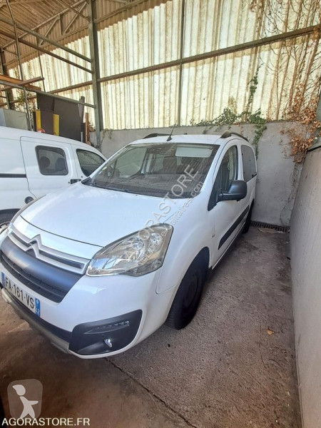 Véhicule utilitaire Citroën BERLINGO