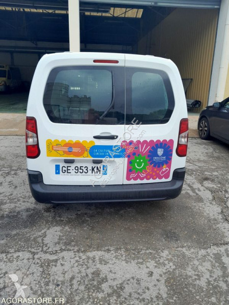Véhicule utilitaire Citroën BERLINGO