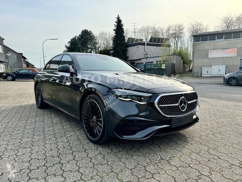 Véhicule utilitaire Mercedes Lim. A Line...
