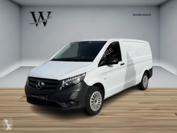 Fourgon Mercedes