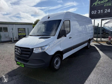 Bedrijfswagen Mercedes
