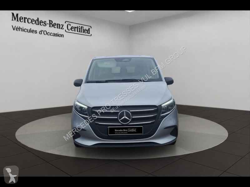 Véhicule utilitaire Mercedes Fg 116 Mixto...