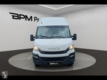 Fourgon Iveco