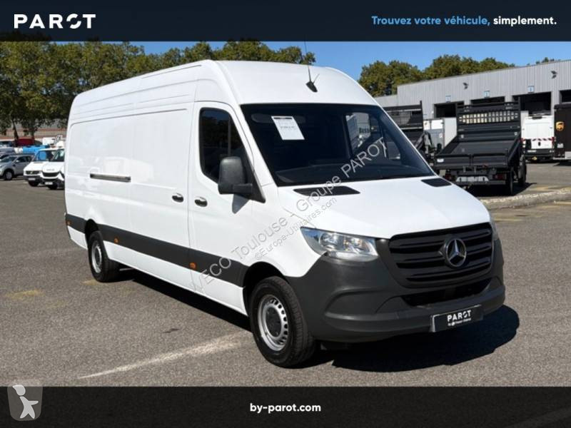 Véhicule utilitaire Mercedes