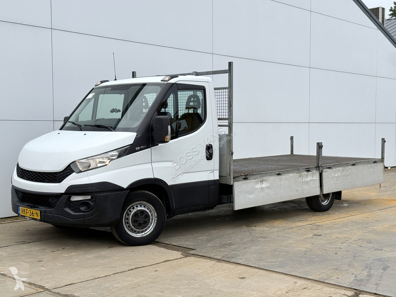 Bedrijfswagen Iveco 35S15 3.0 L4 Open laadbak...