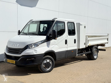Con volquete Iveco