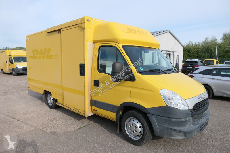 Véhicule utilitaire Iveco Daily 35 S11 C30C...