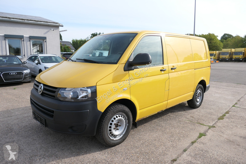 Véhicule utilitaire Volkswagen T5 Transporter...
