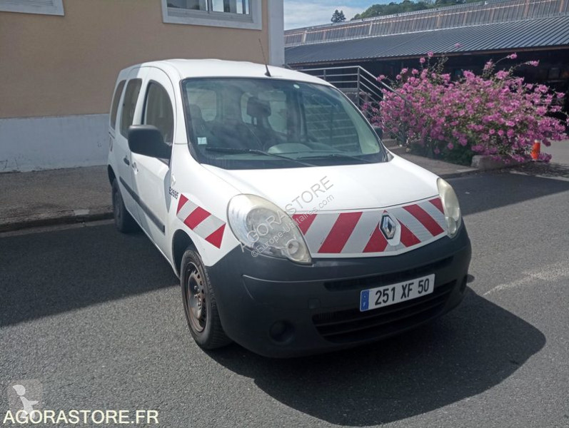 Véhicule utilitaire Renault KANGOO