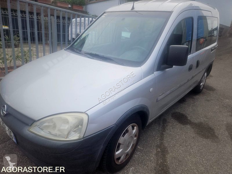 Furgoneta Opel COMBO