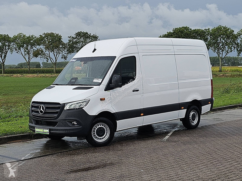 Furgoneta Mercedes 317 L2H2 LED Mbux10