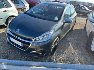 Peugeot 208 1.2i PureTech 110 Allure / DW319