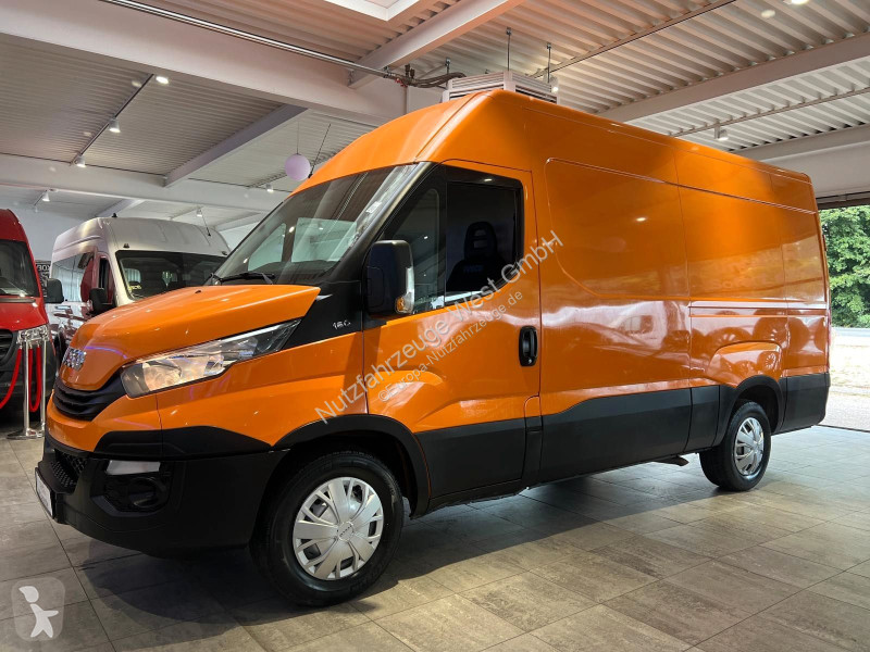 Bedrijfswagen Iveco 35-160...