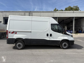 Fourgon Iveco
