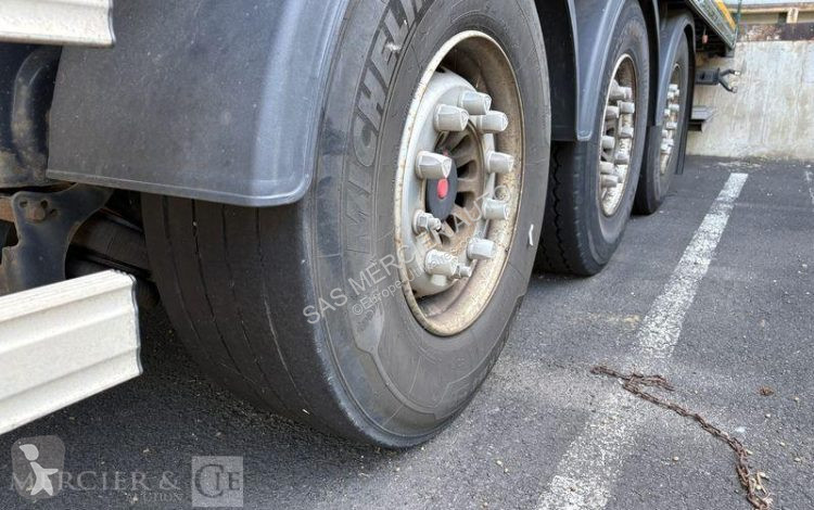 Véhicule utilitaire Lecitrailer