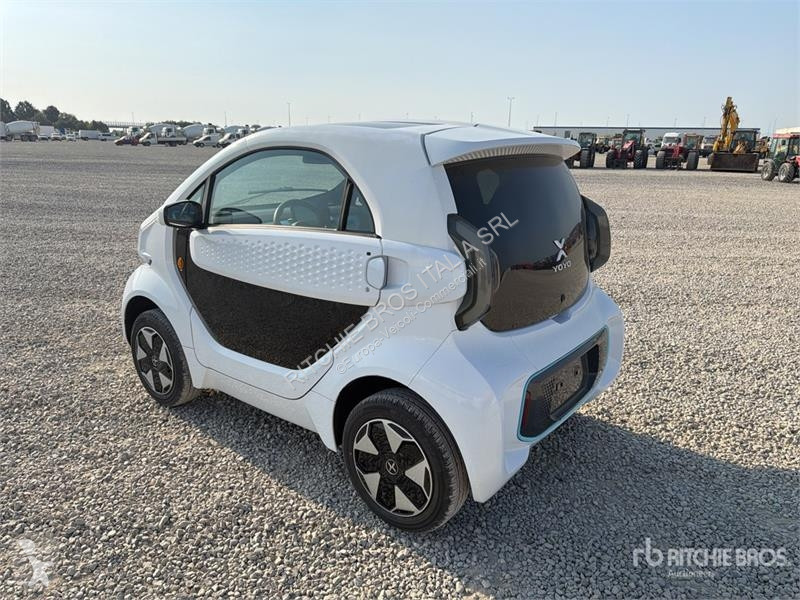 Лекотоварен автомобил  XEV Yoyo