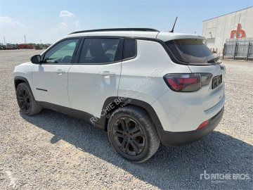 Coche Jeep