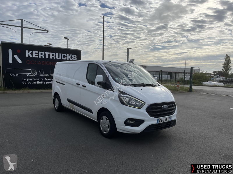 Véhicule utilitaire Ford