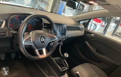 Voiture berline Renault