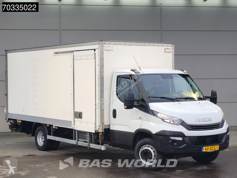 Véhicule utilitaire Iveco 72C18 3.0L 1000KG...