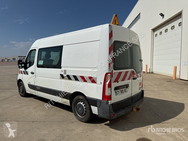 Véhicule utilitaire Renault dCi100