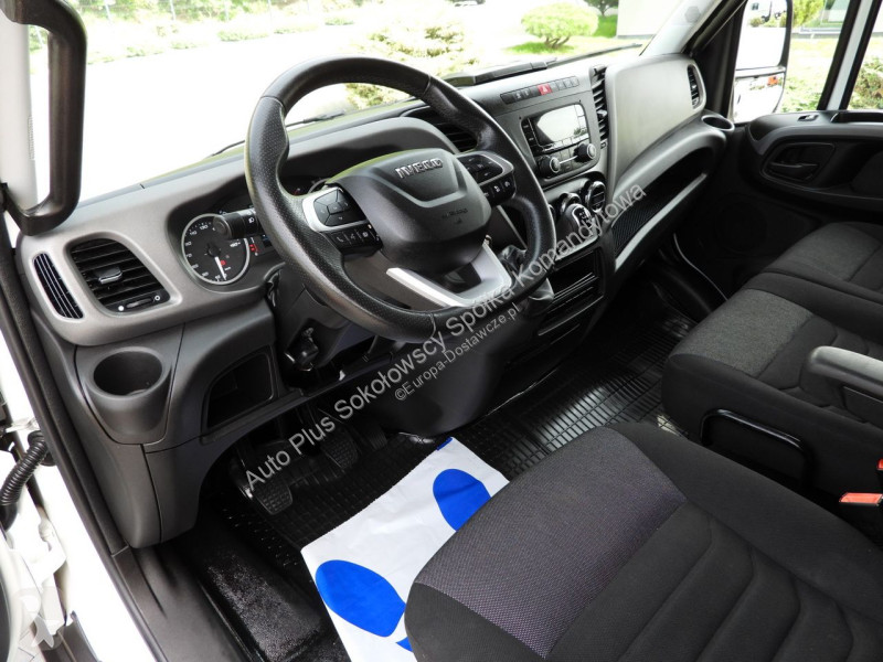 Лекотоварен автомобил Iveco 35C16 DAILY