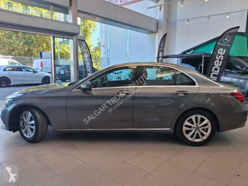 Furgoneta Mercedes