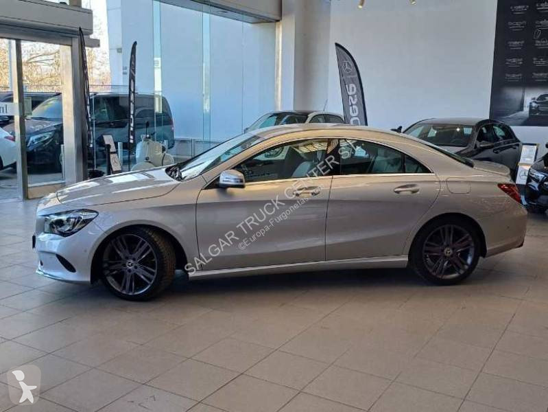 Furgoneta Mercedes