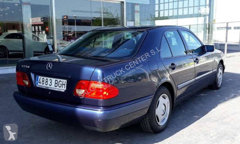 Furgoneta Mercedes
