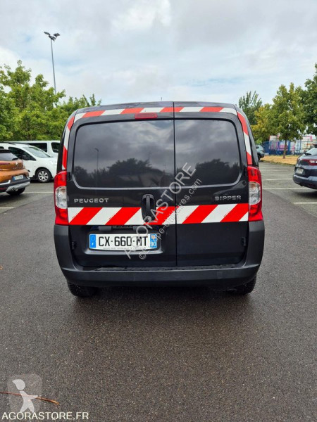 Комерційні автомобілі Peugeot BIPPER