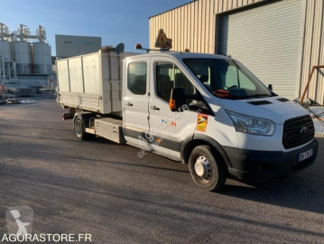 Utilitaire benne standard