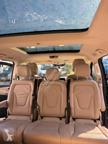 Voiture monospace Mercedes