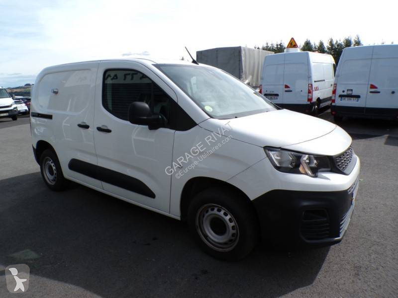 Véhicule utilitaire Peugeot
