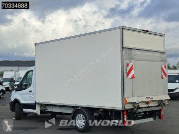 Caja cerrada Ford