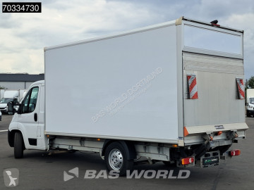 Caja cerrada Peugeot