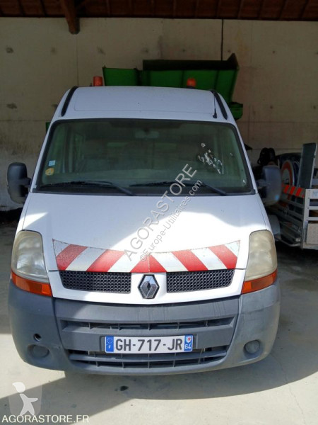 Лекотоварен автомобил Renault MASTER