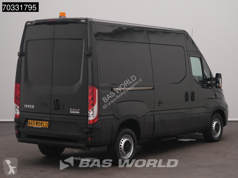 Коммерческий автомобиль Iveco 35S18 3.0 180PK...