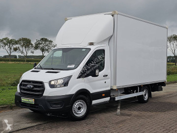 Caja cerrada Ford