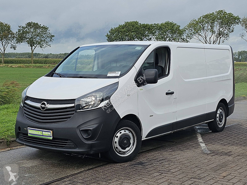 Лекотоварен автомобил Opel 1.6
