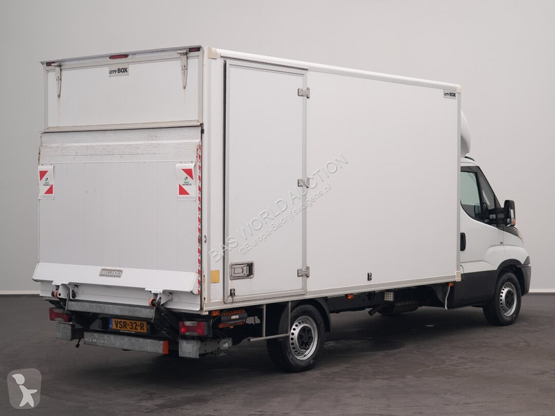 Furgoneta Iveco 35S14