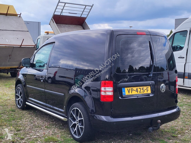 Лекотоварен автомобил Volkswagen 102PK