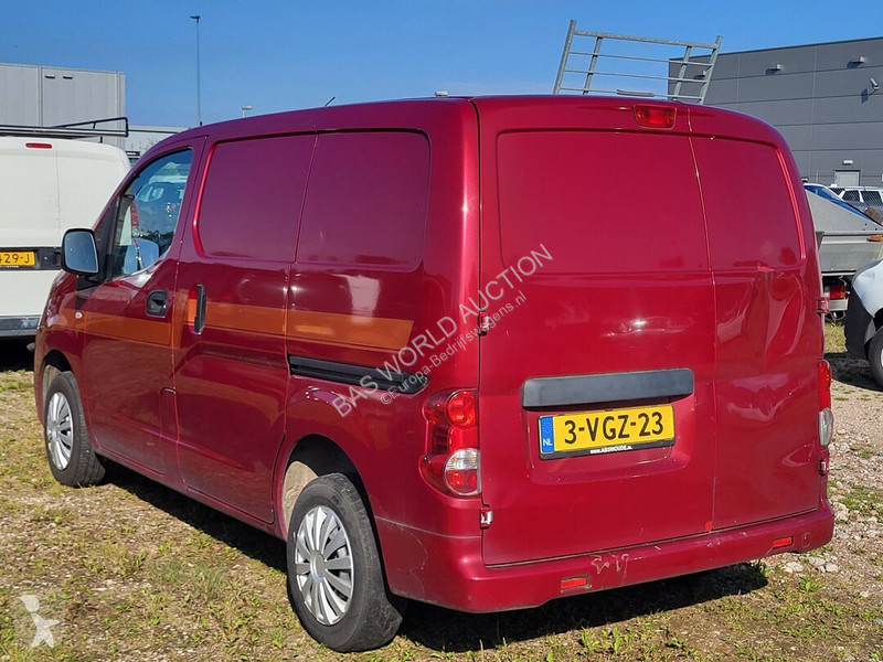 Furgoneta Nissan 86pk