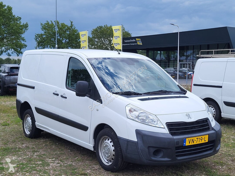 Furgoneta Peugeot 128pk