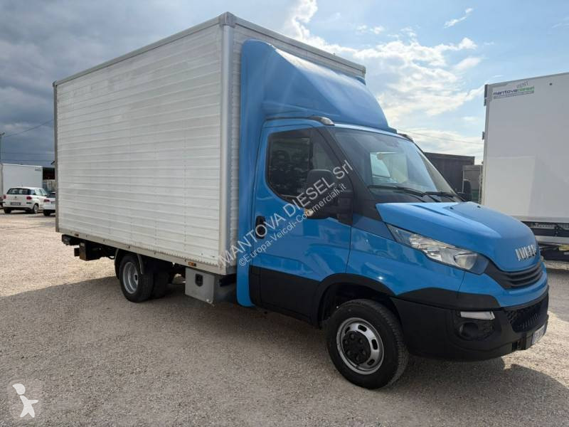 Лекотоварен автомобил Iveco