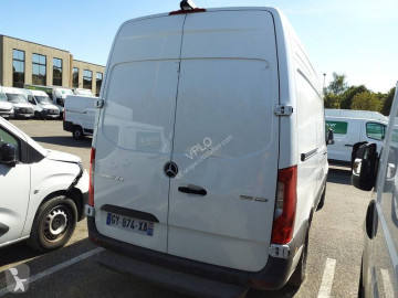 Middelgrote bestelbus Mercedes